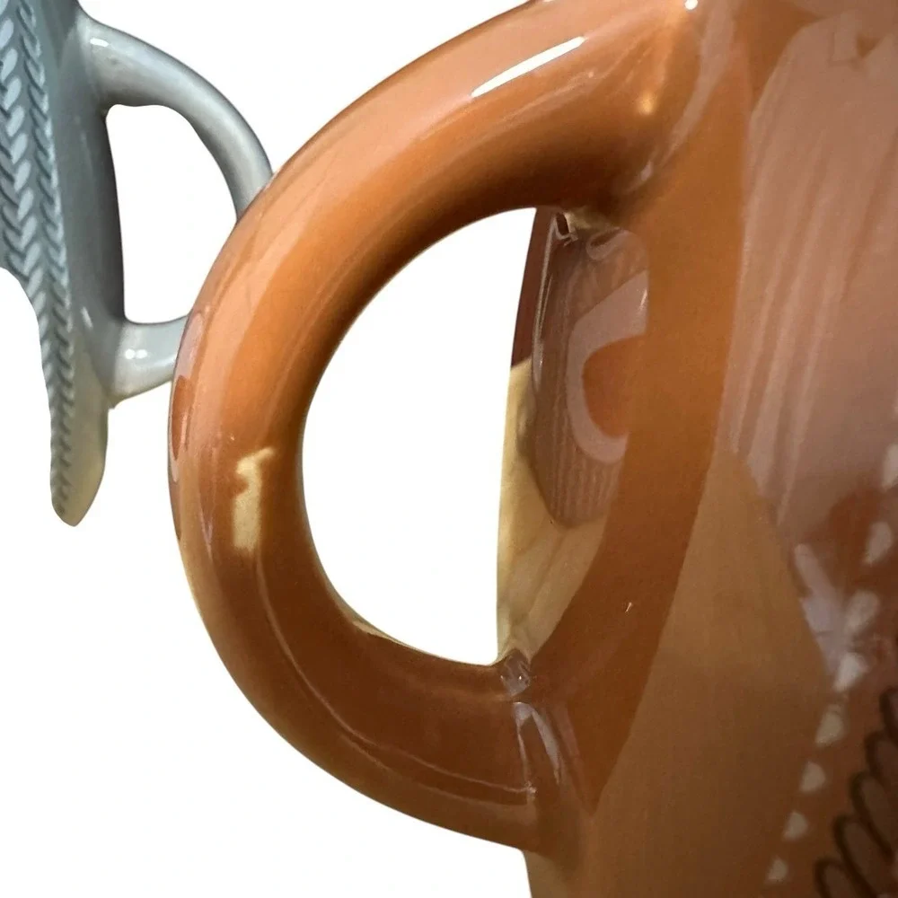 Sock Puppet Two‎ Handle Coffee Mug Brown Galerie